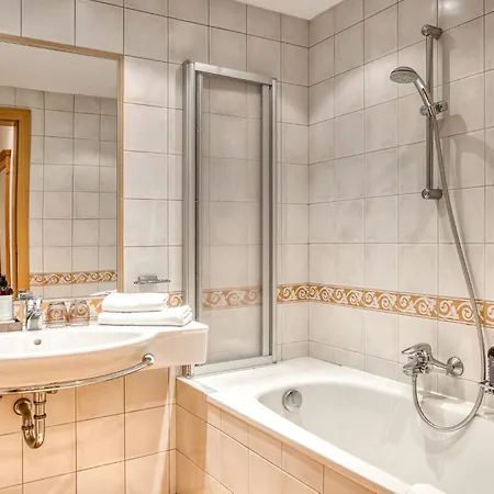 Hotel Habicher Hof 4 Oetz Room photo