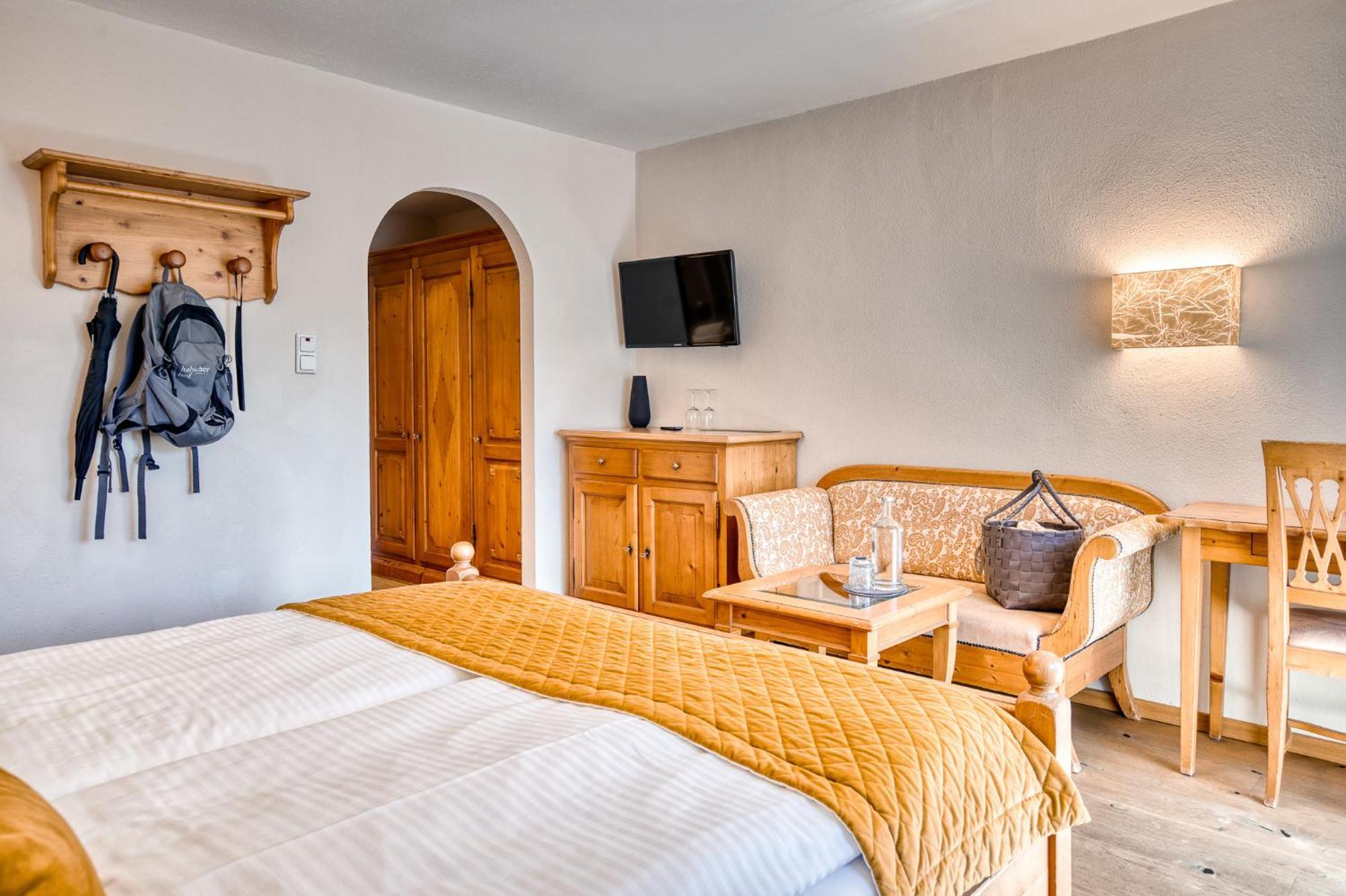 Habicher Hof 4 Hotel 4*