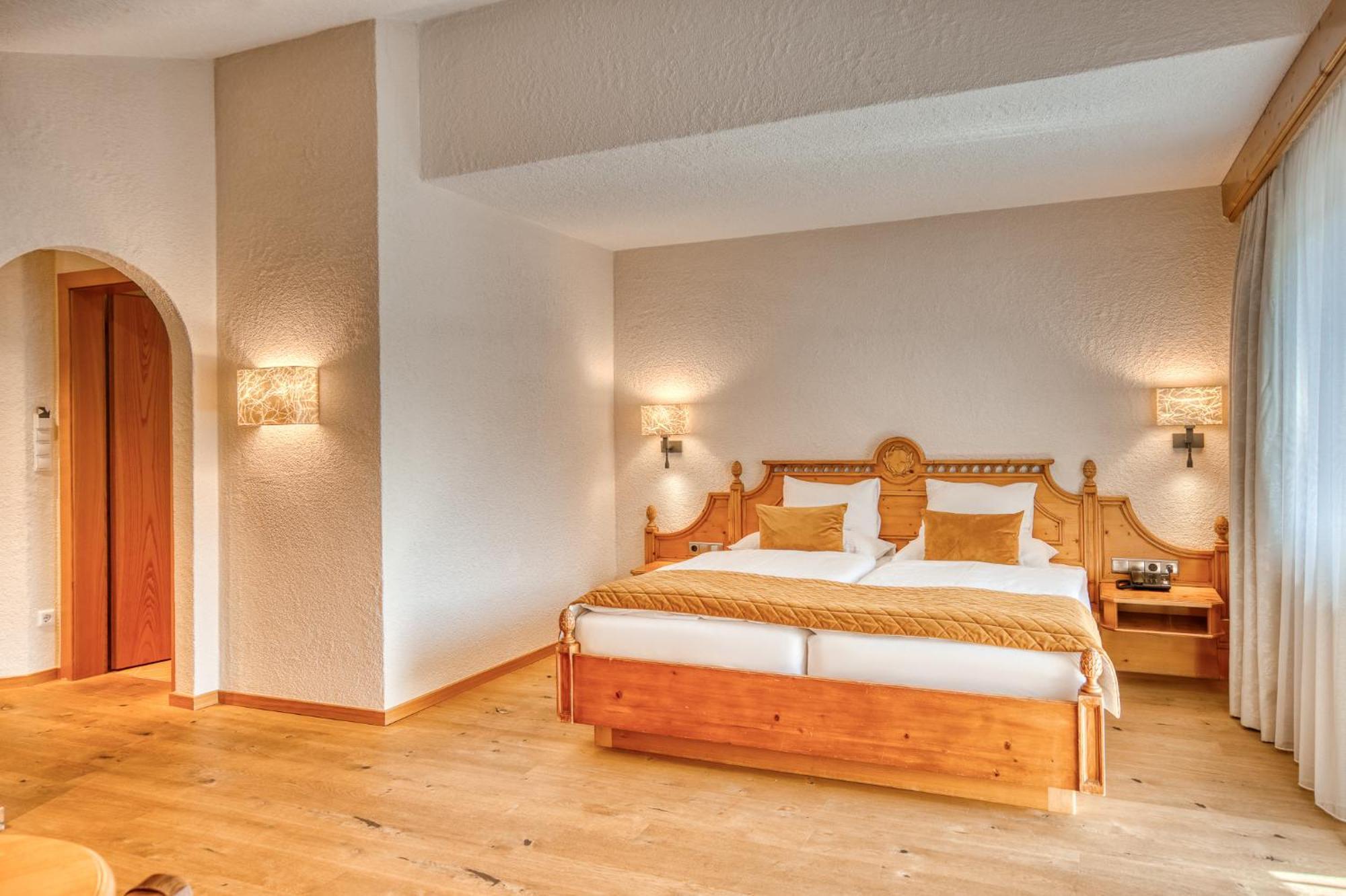Hotel Habicher Hof 4 Oetz